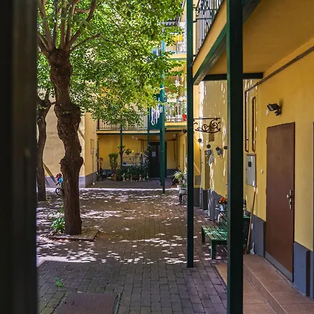 Modern - Your Comfort & Relax Pressburg